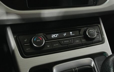 Geely Atlas I, 2019 год, 1 345 000 рублей, 13 фотография