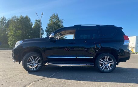 Toyota Land Cruiser Prado 150 рестайлинг 2, 2010 год, 2 500 000 рублей, 6 фотография