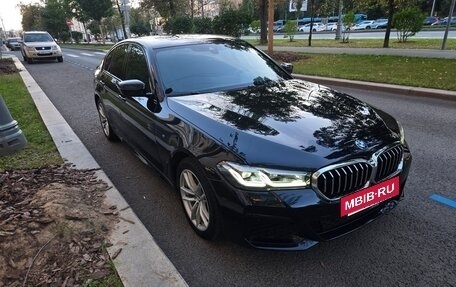 BMW 5 серия, 2021 год, 4 200 000 рублей, 2 фотография