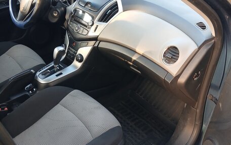Chevrolet Cruze II, 2013 год, 560 000 рублей, 16 фотография