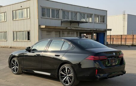 BMW 5 серия, 2025 год, 9 490 000 рублей, 9 фотография