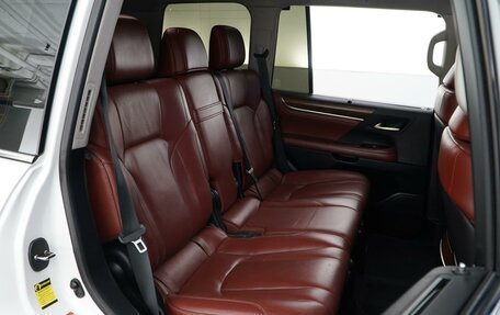 Lexus LX III, 2016 год, 4 999 077 рублей, 7 фотография