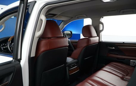 Lexus LX III, 2016 год, 4 999 077 рублей, 11 фотография