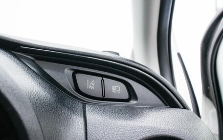 Toyota Vitz, 2019 год, 1 050 000 рублей, 18 фотография