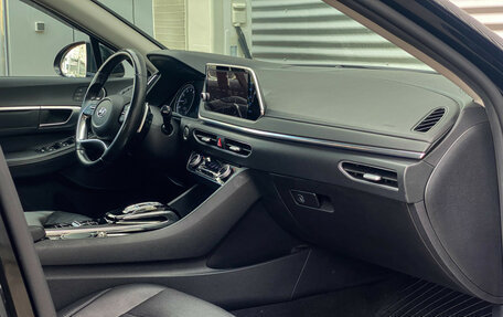 Hyundai Sonata VIII, 2021 год, 2 750 000 рублей, 10 фотография