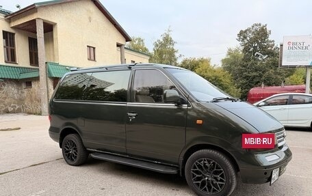 Nissan Largo III (W30), 1993 год, 520 000 рублей, 3 фотография