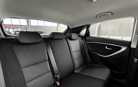 Hyundai i30 II рестайлинг, 2013 год, 899 000 рублей, 17 фотография
