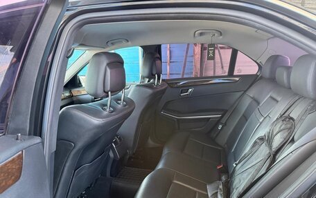 Mercedes-Benz E-Класс, 2010 год, 850 000 рублей, 6 фотография