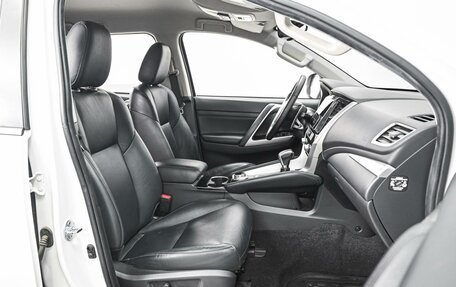 Mitsubishi Pajero Sport III рестайлинг, 2021 год, 3 450 111 рублей, 8 фотография