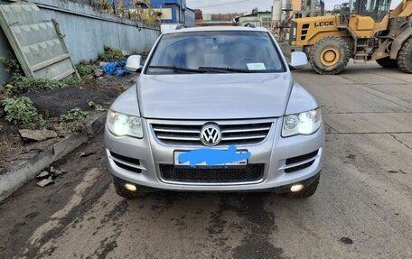Volkswagen Touareg III, 2006 год, 850 000 рублей, 1 фотография