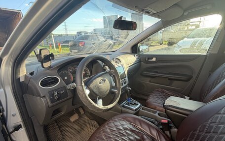 Ford Focus II рестайлинг, 2005 год, 305 000 рублей, 19 фотография