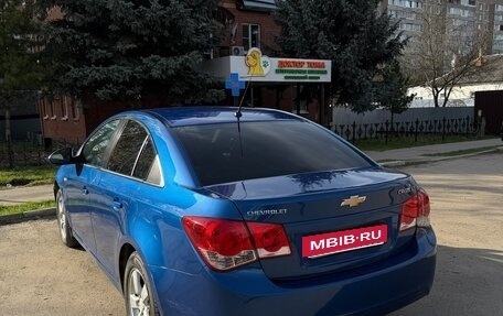 Chevrolet Cruze II, 2011 год, 530 000 рублей, 2 фотография