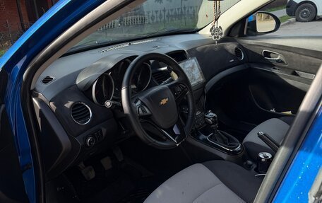 Chevrolet Cruze II, 2011 год, 530 000 рублей, 13 фотография