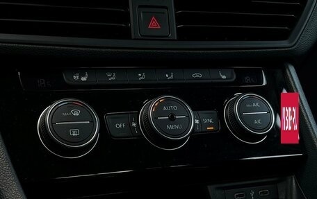 Volkswagen Jetta VII, 2019 год, 1 548 500 рублей, 15 фотография