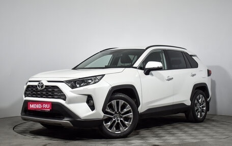 Toyota RAV4, 2019 год, 2 799 000 рублей, 1 фотография