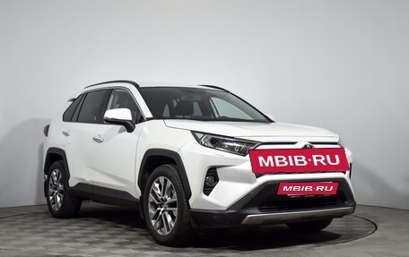 Toyota RAV4, 2019 год, 2 799 000 рублей, 3 фотография