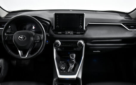 Toyota RAV4, 2019 год, 2 799 000 рублей, 14 фотография