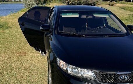 KIA Cerato III, 2009 год, 700 000 рублей, 2 фотография
