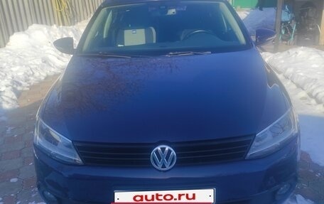 Volkswagen Jetta VI, 2013 год, 1 100 000 рублей, 1 фотография