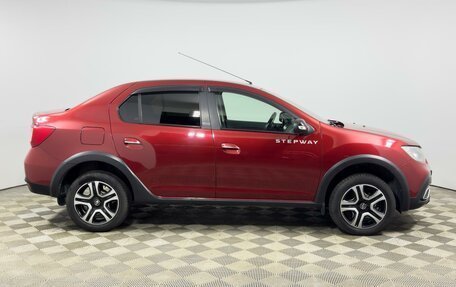 Renault Logan II, 2018 год, 970 900 рублей, 5 фотография