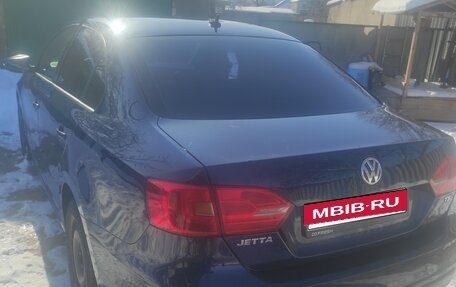 Volkswagen Jetta VI, 2013 год, 1 100 000 рублей, 4 фотография