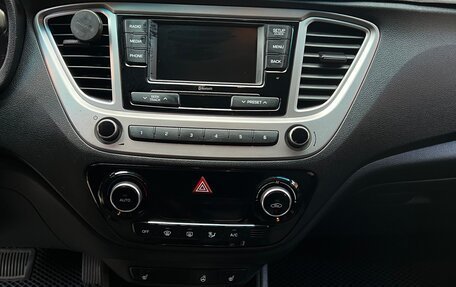 Hyundai Solaris II рестайлинг, 2019 год, 1 050 000 рублей, 10 фотография