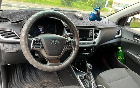 Hyundai Solaris II рестайлинг, 2019 год, 1 050 000 рублей, 9 фотография