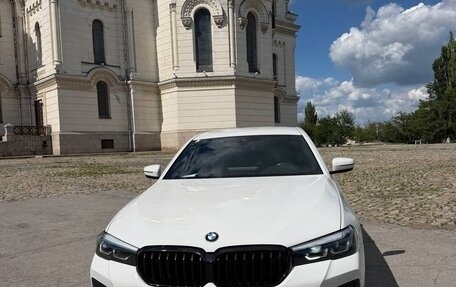 BMW 5 серия, 2020 год, 4 100 000 рублей, 3 фотография