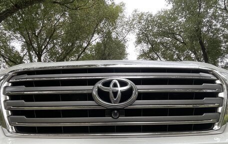 Toyota Land Cruiser 200, 2013 год, 4 300 000 рублей, 8 фотография