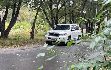 Toyota Land Cruiser 200, 2013 год, 4 300 000 рублей, 10 фотография