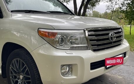 Toyota Land Cruiser 200, 2013 год, 4 300 000 рублей, 6 фотография