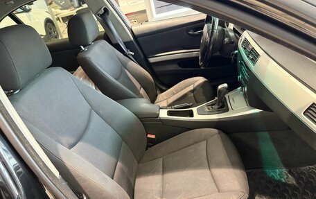 BMW 3 серия, 2009 год, 930 000 рублей, 16 фотография