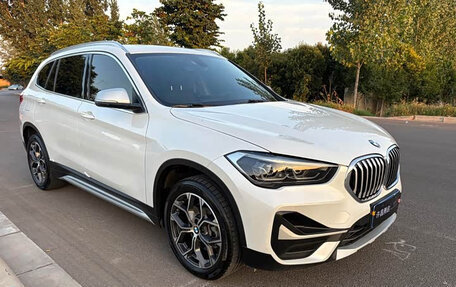 BMW X1, 2022 год, 1 690 000 рублей, 3 фотография