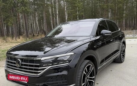 Volkswagen Touareg III, 2021 год, 5 750 000 рублей, 12 фотография