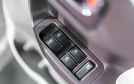 Toyota Passo III, 2011 год, 699 000 рублей, 13 фотография