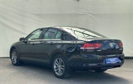 Volkswagen Passat B8 рестайлинг, 2016 год, 1 300 000 рублей, 5 фотография