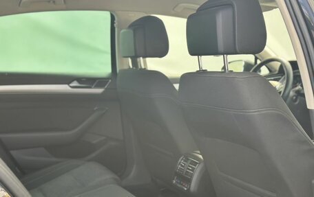 Volkswagen Passat B8 рестайлинг, 2016 год, 1 300 000 рублей, 12 фотография