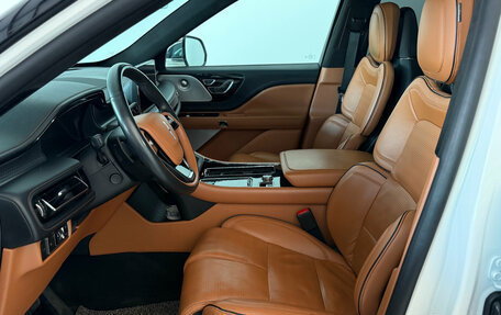 Lincoln Aviator II, 2020 год, 5 500 000 рублей, 7 фотография