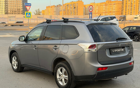 Mitsubishi Outlander III рестайлинг 3, 2012 год, 1 155 000 рублей, 6 фотография