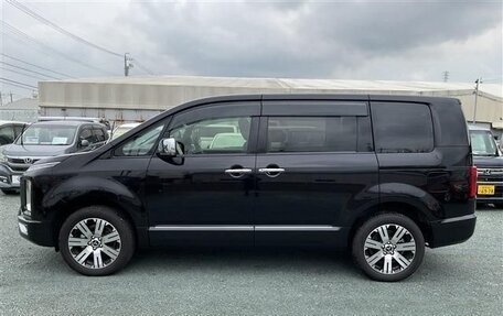 Mitsubishi Delica D:5 I, 2023 год, 3 000 000 рублей, 7 фотография