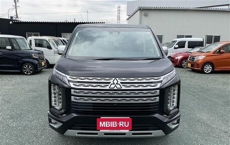 Mitsubishi Delica D:5 I, 2023 год, 3 000 000 рублей, 2 фотография