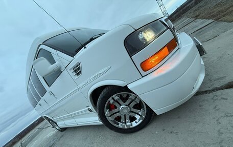 GMC Savana I, 2013 год, 5 000 000 рублей, 8 фотография