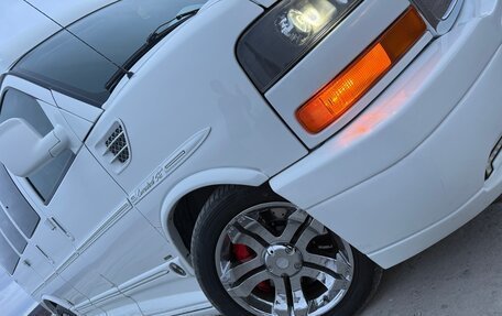 GMC Savana I, 2013 год, 5 000 000 рублей, 9 фотография