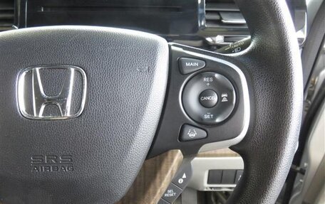 Honda Stepwgn IV, 2017 год, 1 400 000 рублей, 8 фотография