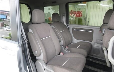 Honda Stepwgn IV, 2017 год, 1 400 000 рублей, 13 фотография