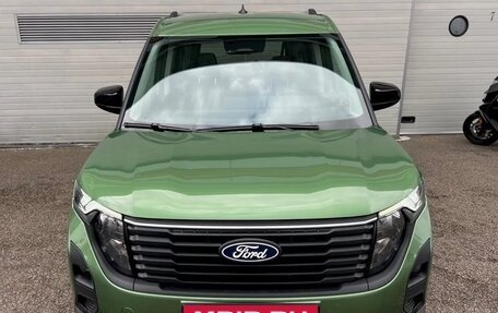 Ford Tourneo Courier, 2023 год, 2 700 000 рублей, 2 фотография
