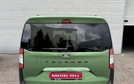 Ford Tourneo Courier, 2023 год, 2 700 000 рублей, 6 фотография