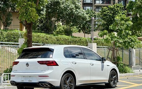 Volkswagen Golf VIII, 2022 год, 1 819 000 рублей, 4 фотография