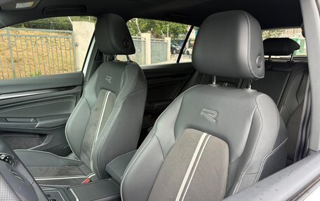 Volkswagen Golf VIII, 2022 год, 1 819 000 рублей, 9 фотография