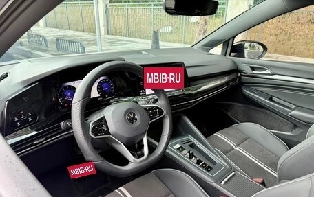 Volkswagen Golf VIII, 2022 год, 1 819 000 рублей, 8 фотография